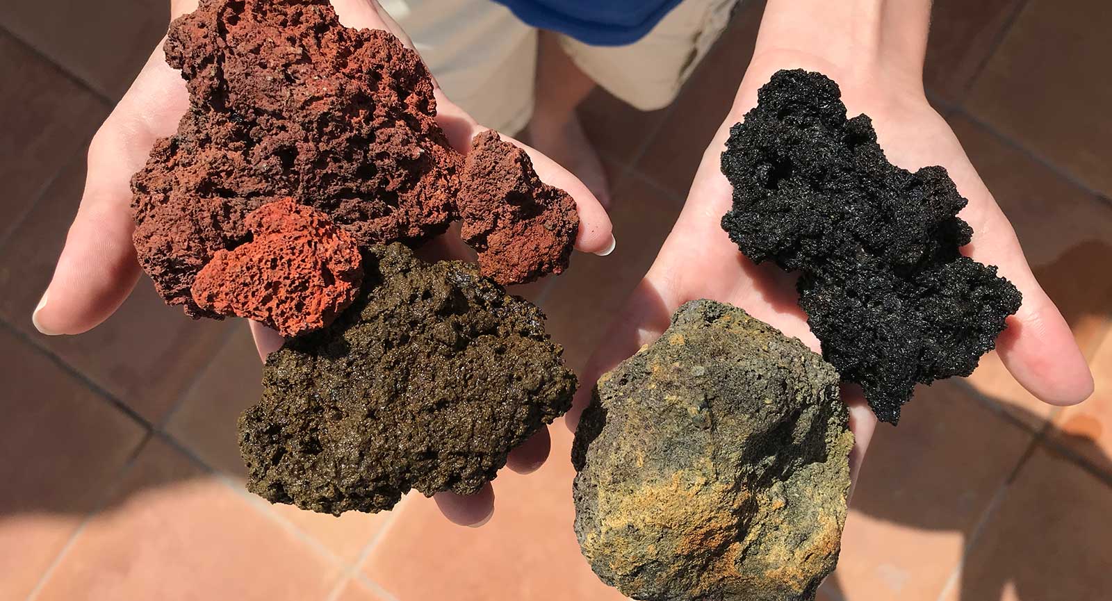Ansicht verschiedener Steine vom Vulkan Etna